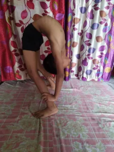 Longest Time To Hold Purna Chakrasana