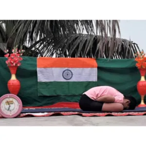 Lonegst Time to Hold Yogmudrasana