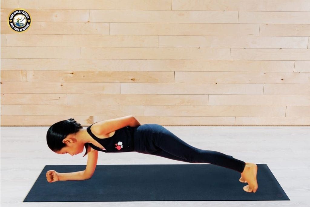 Rudranshi Rathore demonstrating yoga record